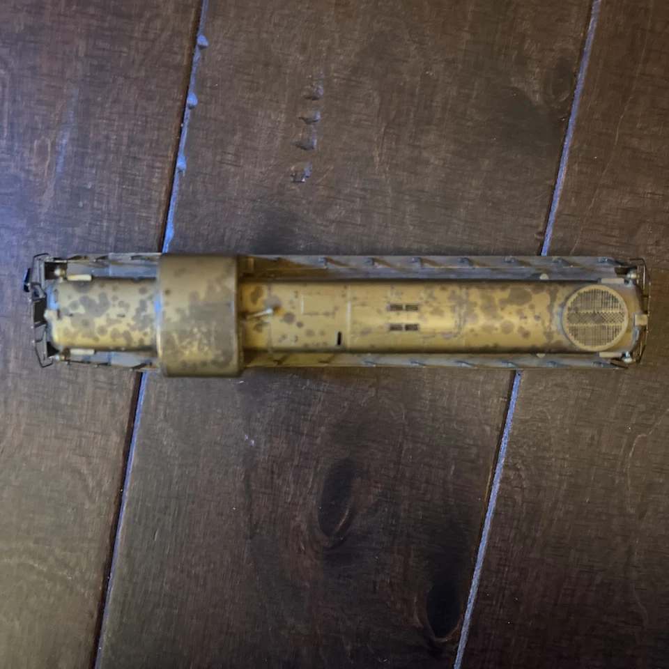 Sunset Models ALCO RS-3 1600 HP Diesel Brass HO Train Locomotive (BRASS) - Image 3 of 4