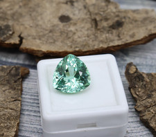 9.50Ct Green Apple Sapphire Trillion Cut | Un...