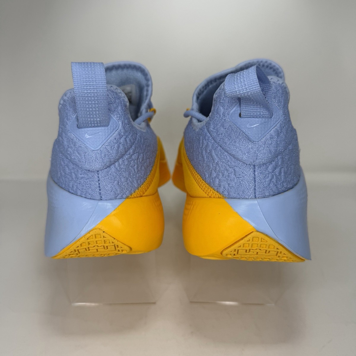 ✔️New✔️ NIKE LeBron TR 1 \'Aluminum University Gold\' Nike LeBron TR 1 Aluminum University Gold main image 4