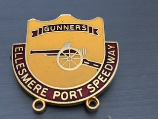 RARE "ELLESMERE PORT SPEEDWAY " GUNNERS ENAMEL PIN BAR BADGE