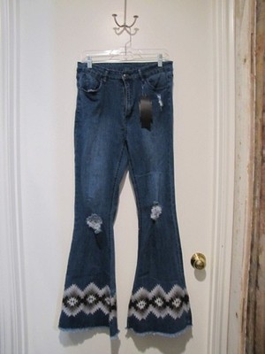 crazy train womens jeans flare with gray embroidered cuffs size 11/30