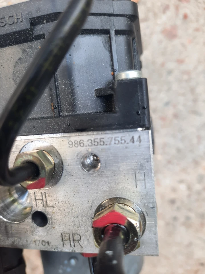 Porsche 986 Boxster/S 2004 módulo y bomba ABS antibloqueo 986.355.755.44 completo Foto 2 de 4