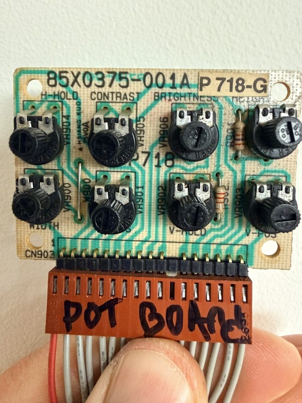Midway Crusin World Arcade Circuit Board- Pot Board Only Tested Working