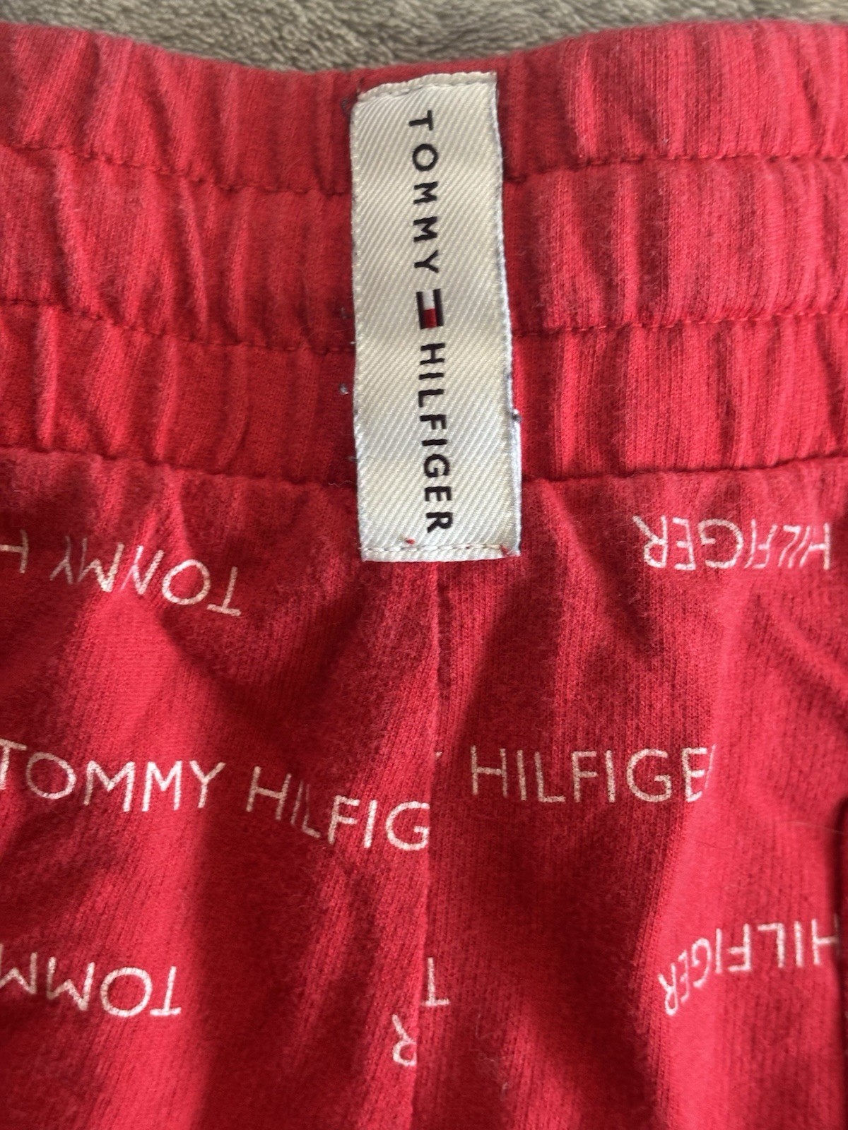 Men's Tommy Hilfiger Logo Print Shorts - Comfortable & Stylish image 4