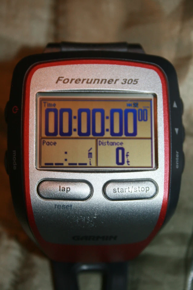 Garmin Forerunner 305 Red GPS Watch - Image 2 of 4