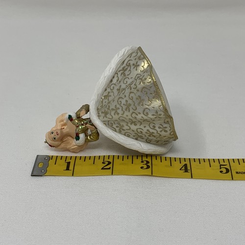 Hallmark KEEPSAKE - Collector's Series Holiday Barbie 1994 Ornament - Picture 7 of 7