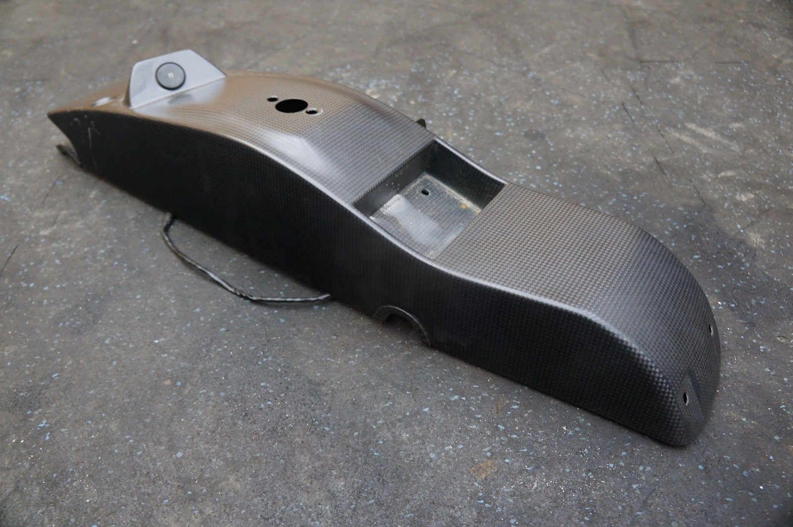 Center Console Armrest Tunnel Carbon Fiber 83264900 Ferrari 458 Challenge *Note*