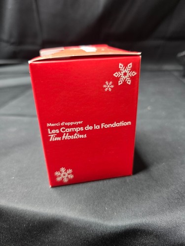 Tim Horton's 2021 Tree Ornament Hot Chocolate NIB - Picture 4 of 4