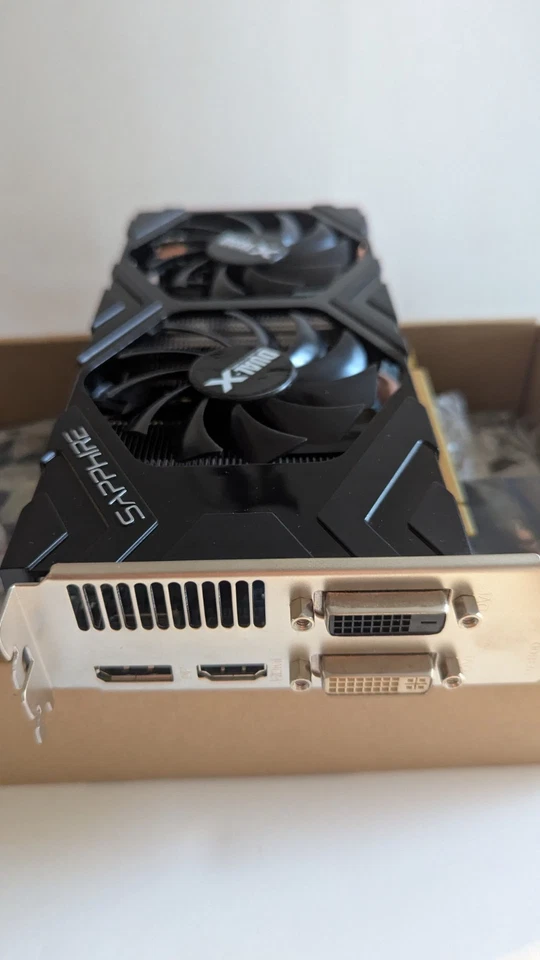 Sapphire Dual-X AMD Radeon HD 7850 2GB GDDR5 Graphics Card GPU #411 - Image 2 of 4