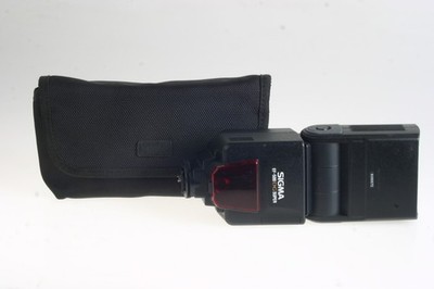 Sigma EF-500 DG Super TTL Blitzgerät für SCR #8086672 inkl. Aufsteller & Etui