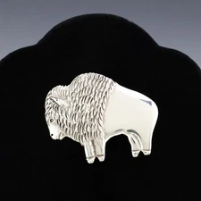 NATIVE AMERICAN NAVAJO STERLING SILVER BUFFALO PIN/PENDANT BY ALLISON MANUELITO