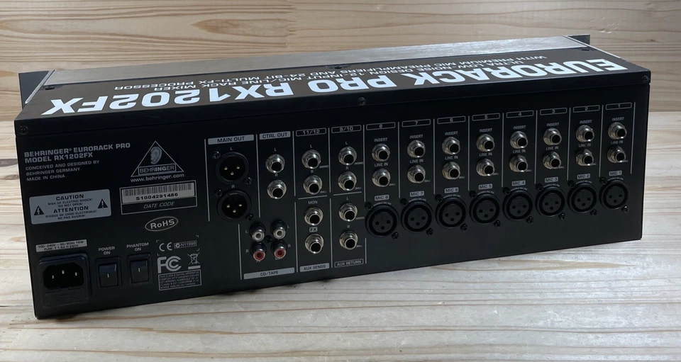 Behringer RX1202FX V2 - Analoges Studio Mischpult - Bild 4 von 4
