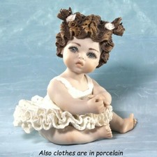 Statuette En Porcelaine Capodimonte Figurine De Fille Ballerine Assise En Tutù