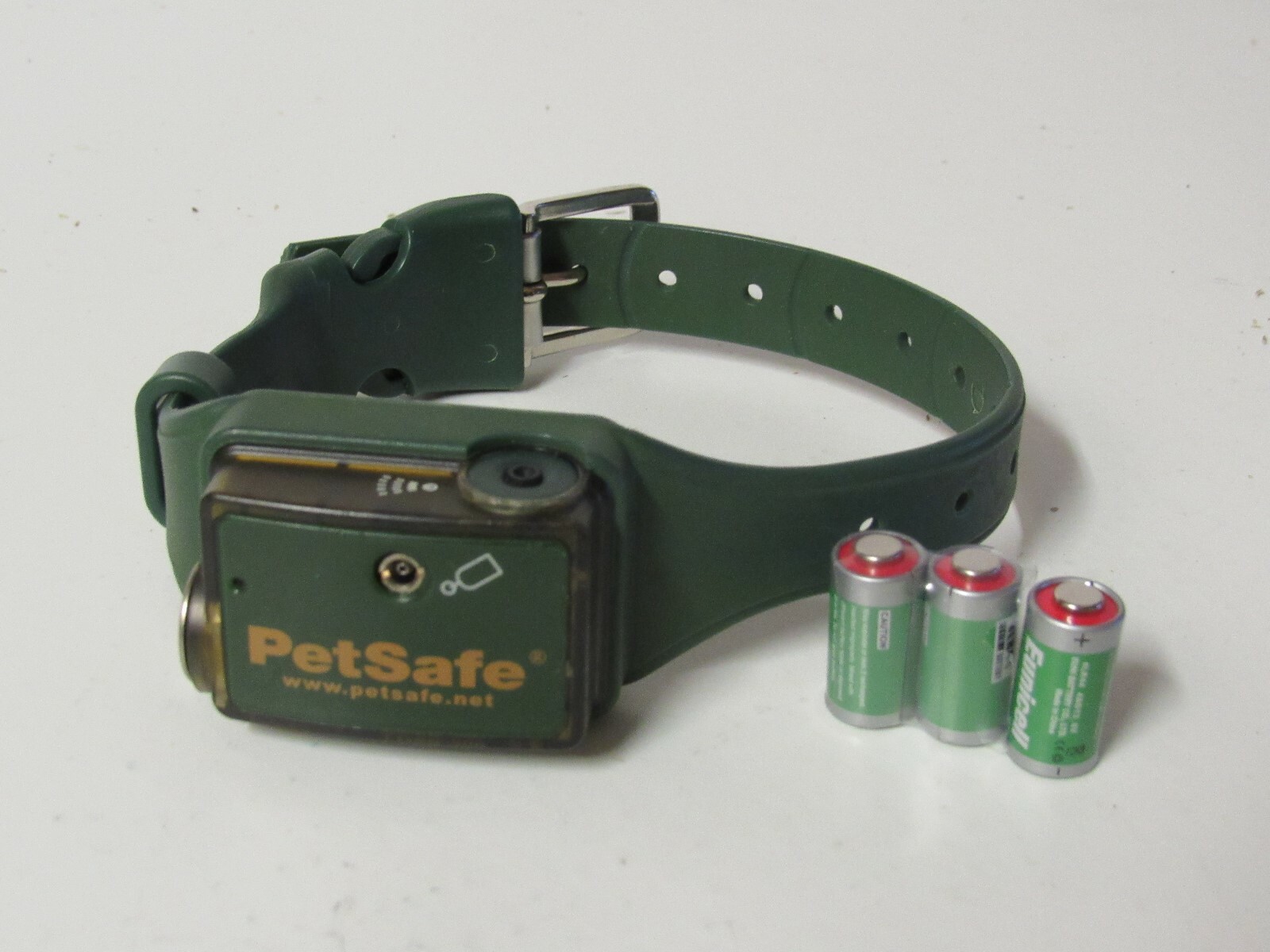 petsafe deluxe little dog spray bark control