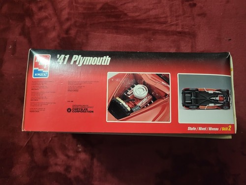 AMT ERTL '41 PLYMOUTH 1:25 MODEL KIT VINTAGE ORIGINAL NEW - Picture 3 of 4