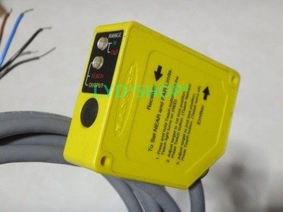 Distance Sensor New Open Box Q50BVU LED Light Source Displacement Sensor #wd