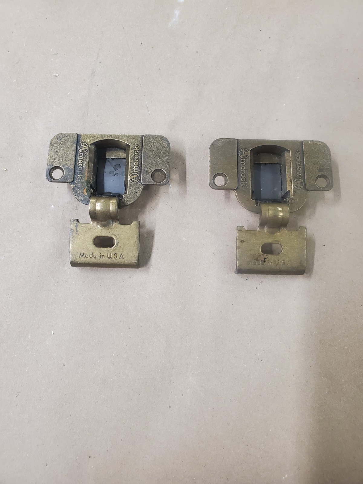 Amerock Cabinet Hinges 2110 O9J 1/2" Over Lay Made In USA Lot of 2