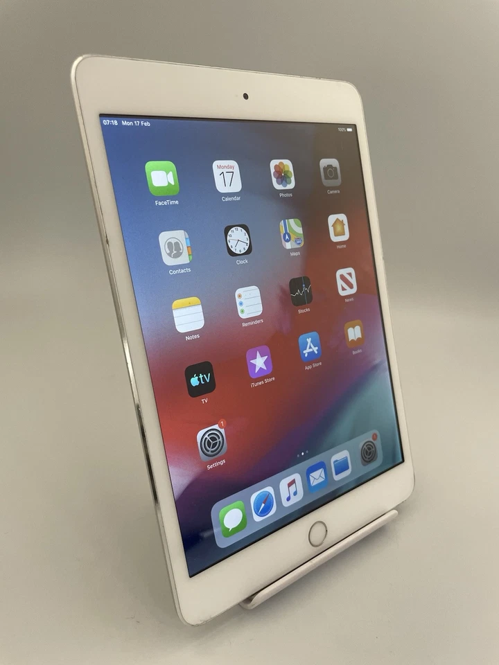 Apple iPad mini 3 A1599 Silver Wi-Fi 16GB 64GB 128GB 7.9" iPadOS Tablet - Image 3 of 4