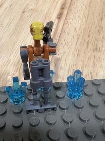 Lego Star Wars B1 Rocket Droid Commander Yellow Markings sw0227 And 3x Crystals
