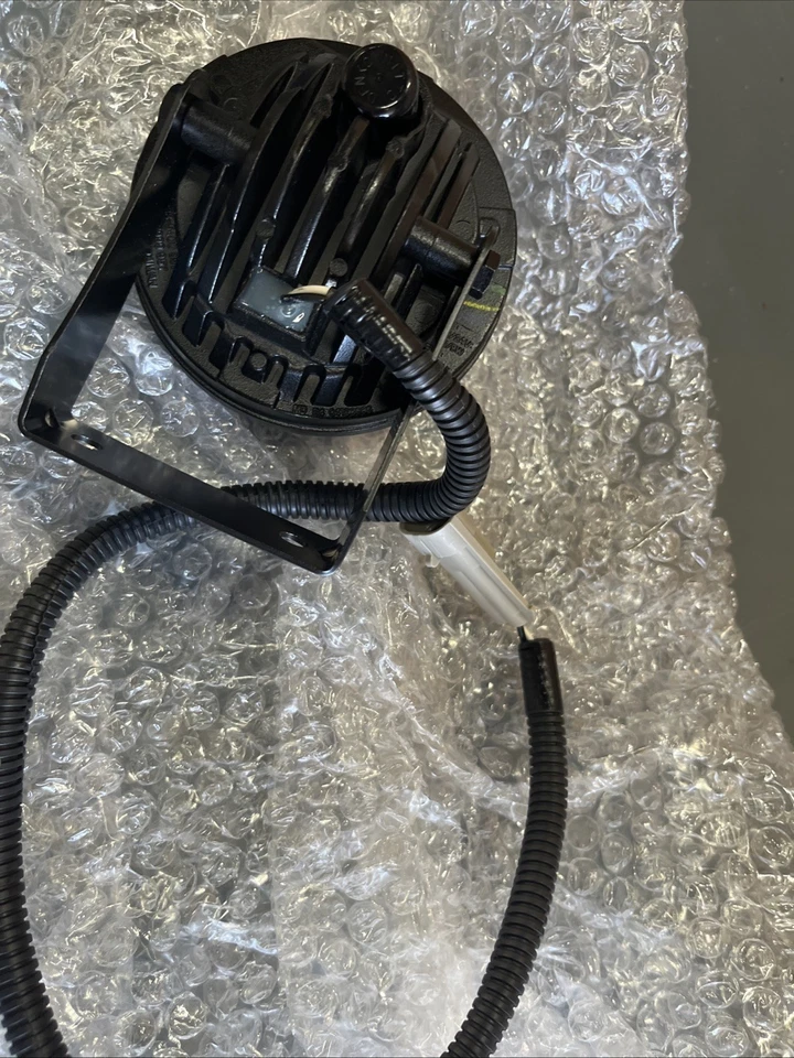 Dorman Fog Lamp Assembly #888-3999 - Image 2 of 3