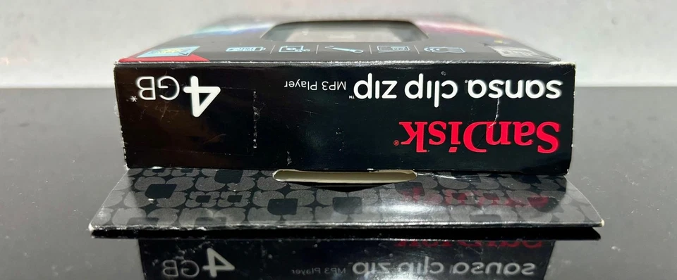 SanDisk Sansa Clip + Plus 4gb MP3 Player Black Micro Sd Card New Unsealed - Image 3 of 4