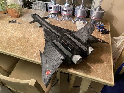 FIREFOX full size 1:18 scale FIREFOX MIG-31 jet