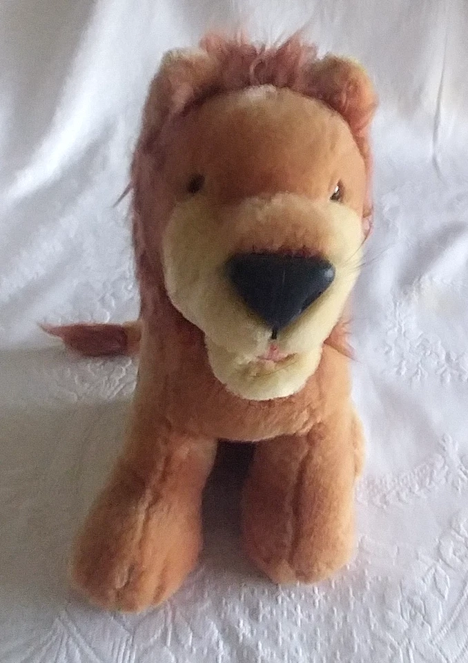Vintage Plush Soft Toy Lion Seated Height 11" - Image 2 of 4