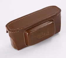 WHITE CASE FOR STEREO REALIST, ONE SNAP BROKEN ON THE BACK/216640