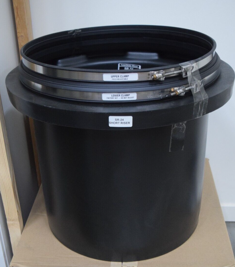 Striem SR 24 Short Riser Black for Use with Tanks with 24