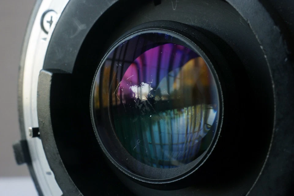 Nikon AF Nikkor 20mm 1:2.8D Autofocus Lens Good Working Order Made in Japan - Image 4 of 4