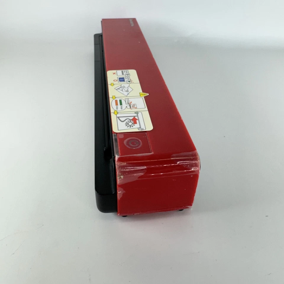 Pandigital PANSCN06R Personal Photo Scanner/Converter Handheld Red USB 600 DPI - Image 4 of 4