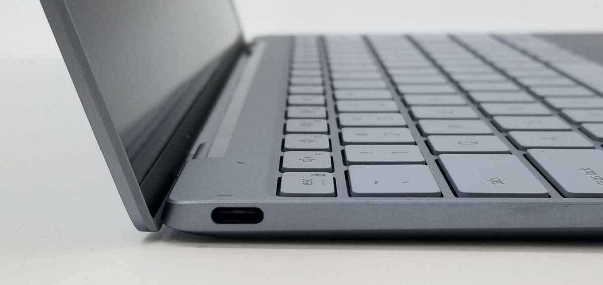 Dell XPS 9315 Laptop PC 13.5'' Intel i5-12th Gen 8GB Ram 256 SSD