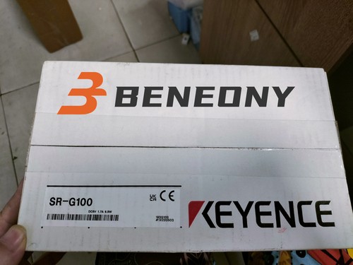 KEYENCE SR-1000 Automatic Focus Code Reader Fast Shipping 1pcs #Z