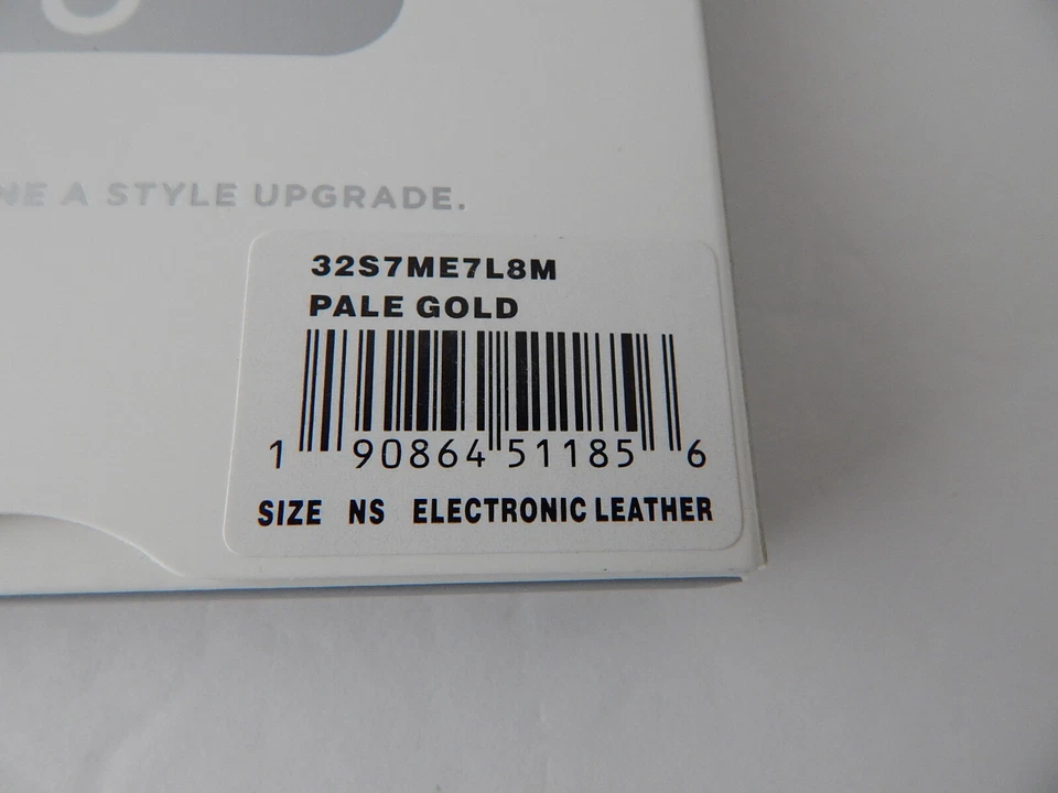 Michael Kors Saffiano Leather Snap On Case for iPhone SE iPhone 8/7 Pale Gold - Image 3 of 4