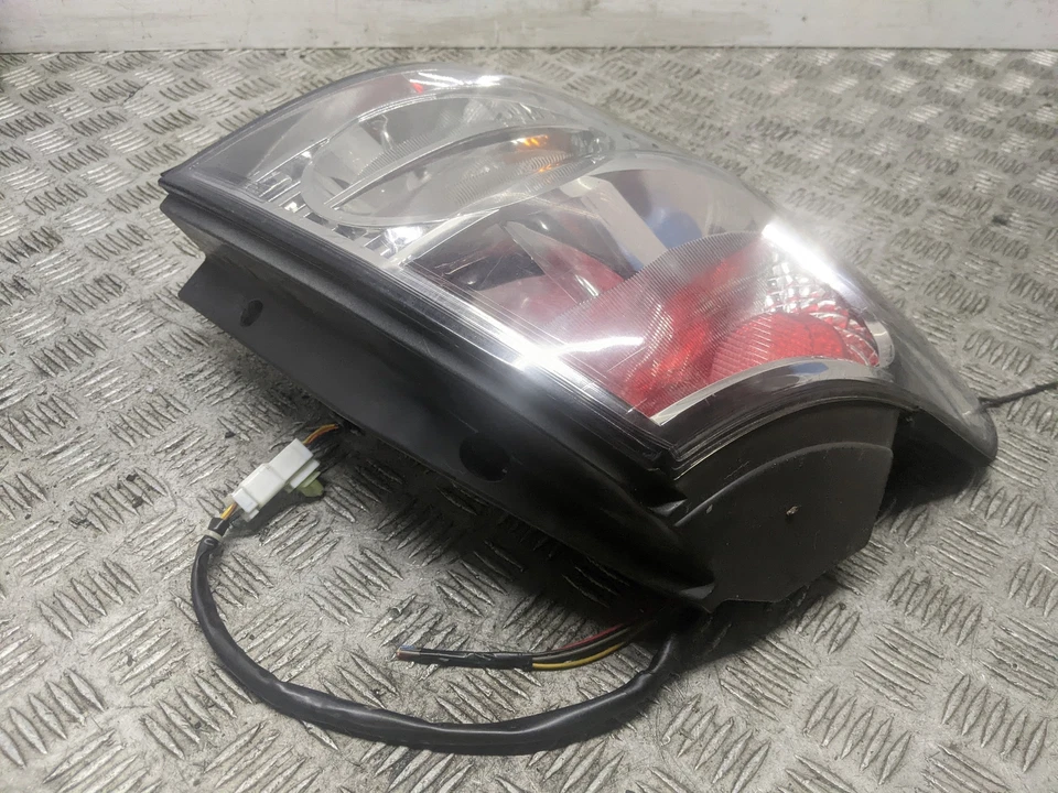 Chevrolet Captiva Ltz Mk1 5dr Suv 2010 Rear/tail Light (n/s Passenger)  — 第 3/4 张图片