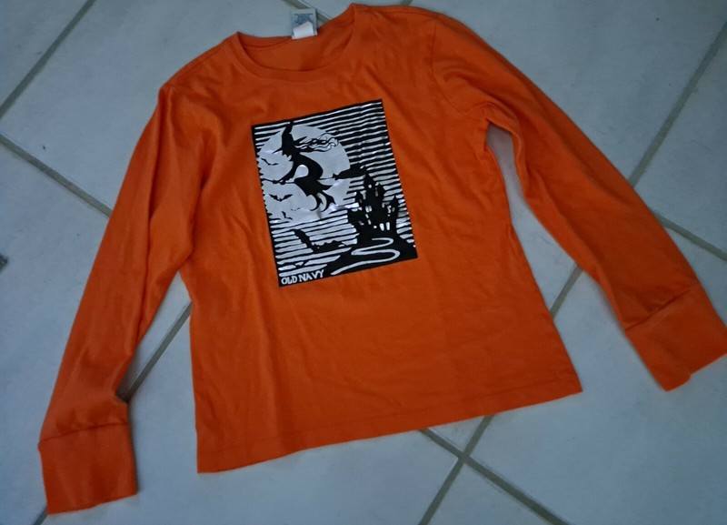 Girls Old Navy L Large orange Halloween top shirt Witch on broom