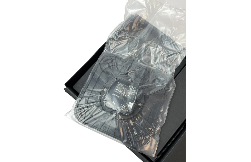 New Open Box iPort Connect Pro Wallstation for Apple iPad 72350 - Black - Image 4 of 4