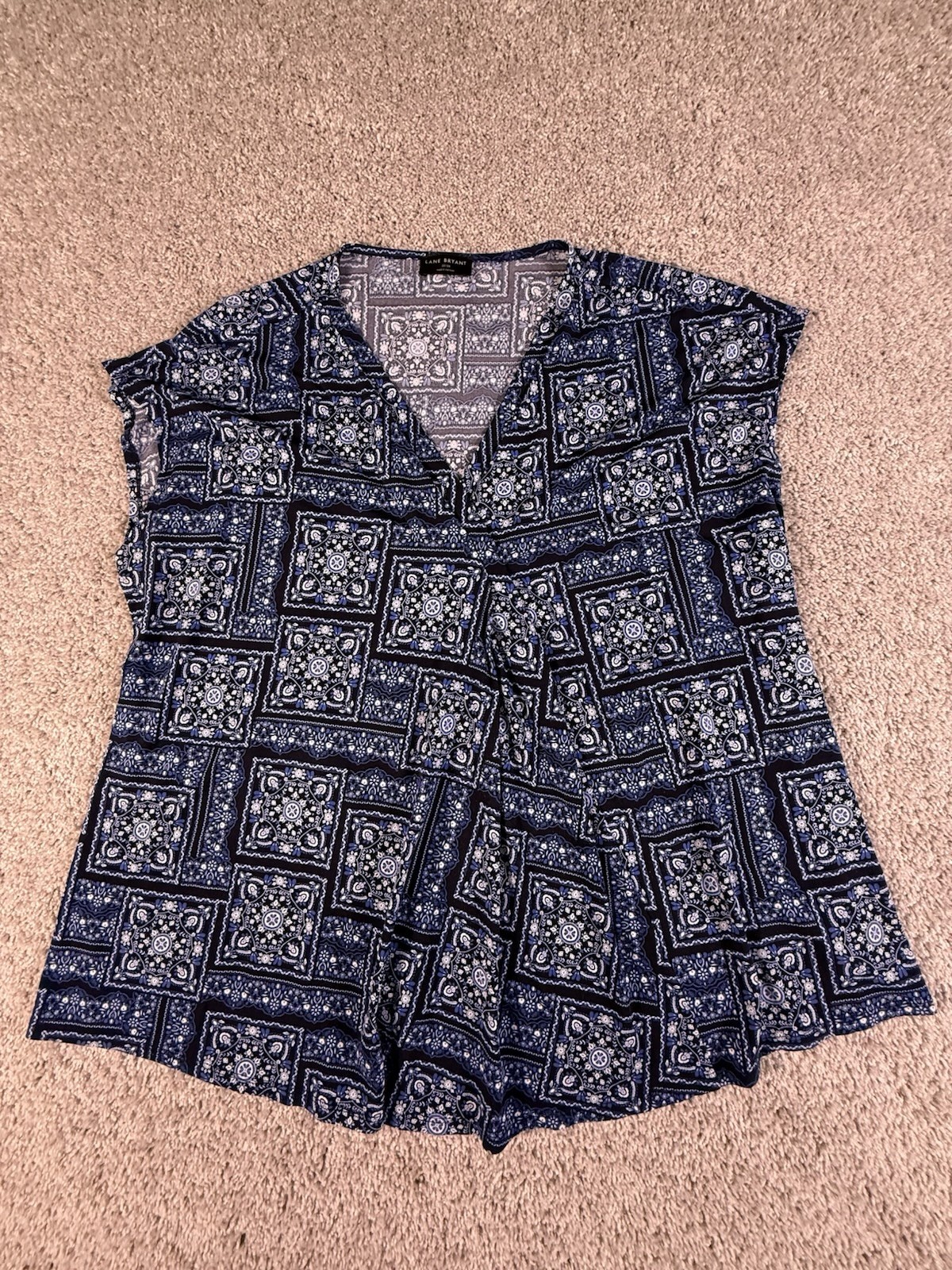 Lane Bryant Sleeveless Top Blouse Blue White Geometric Print Size 22/24