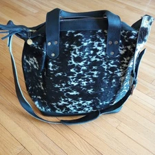 Puro Utz Pin Pin Wnkder Cowhide & Leather Adj.  Strap Zippered  Bucket Bag