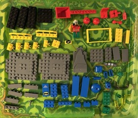 LEGO 10672 Batman Defend the Batcave Juniors 100% Complete No Box