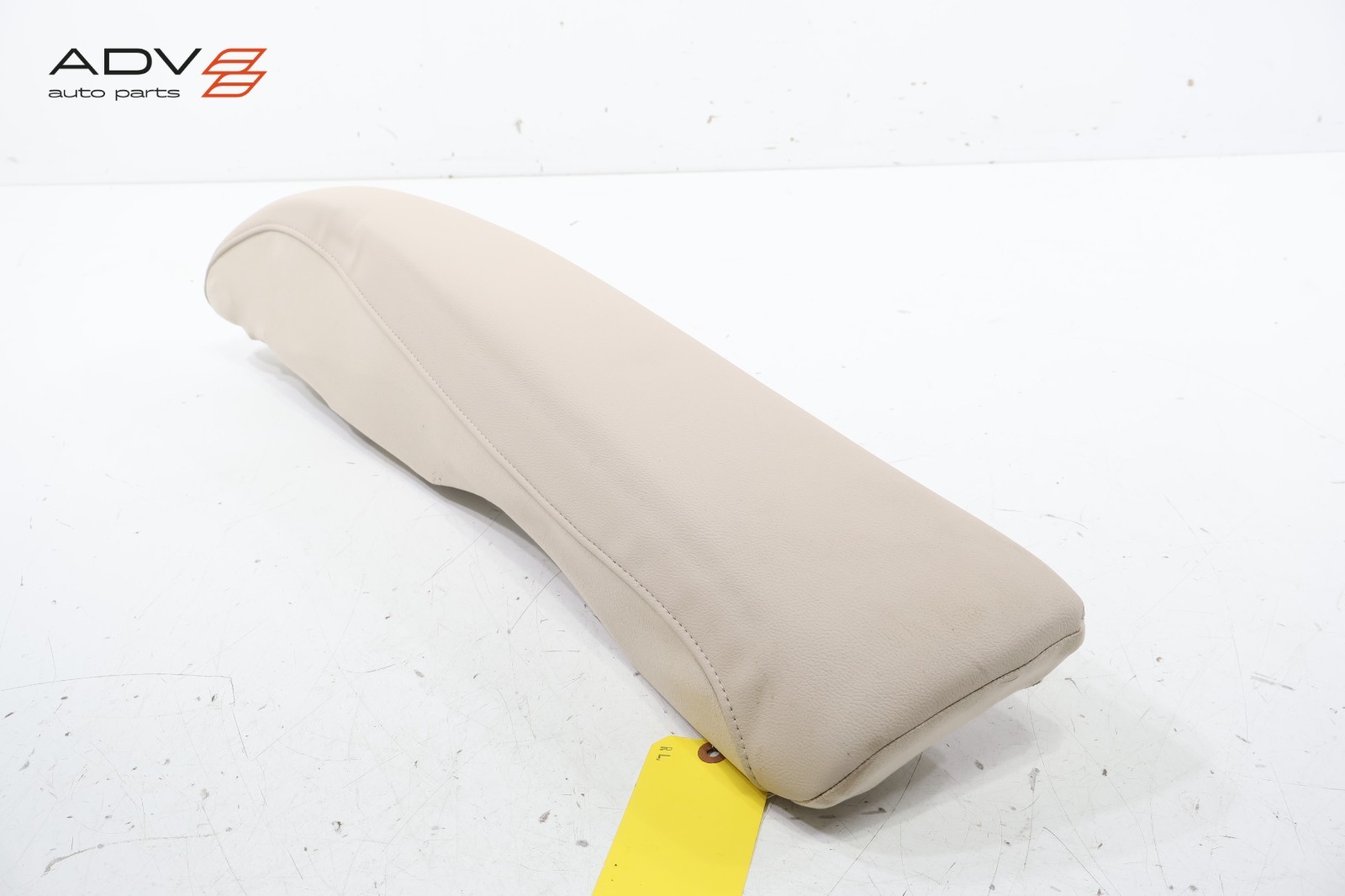 Maserati Ghibli 2014-2017 Rear Left Seat cushion trim P/N 13858