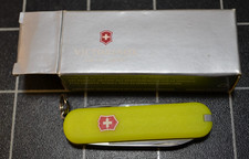 VICTORINOX SWISS ARMY KNIFE - STA-GLO - GLOW IN THE DARK - NEW IN BOX