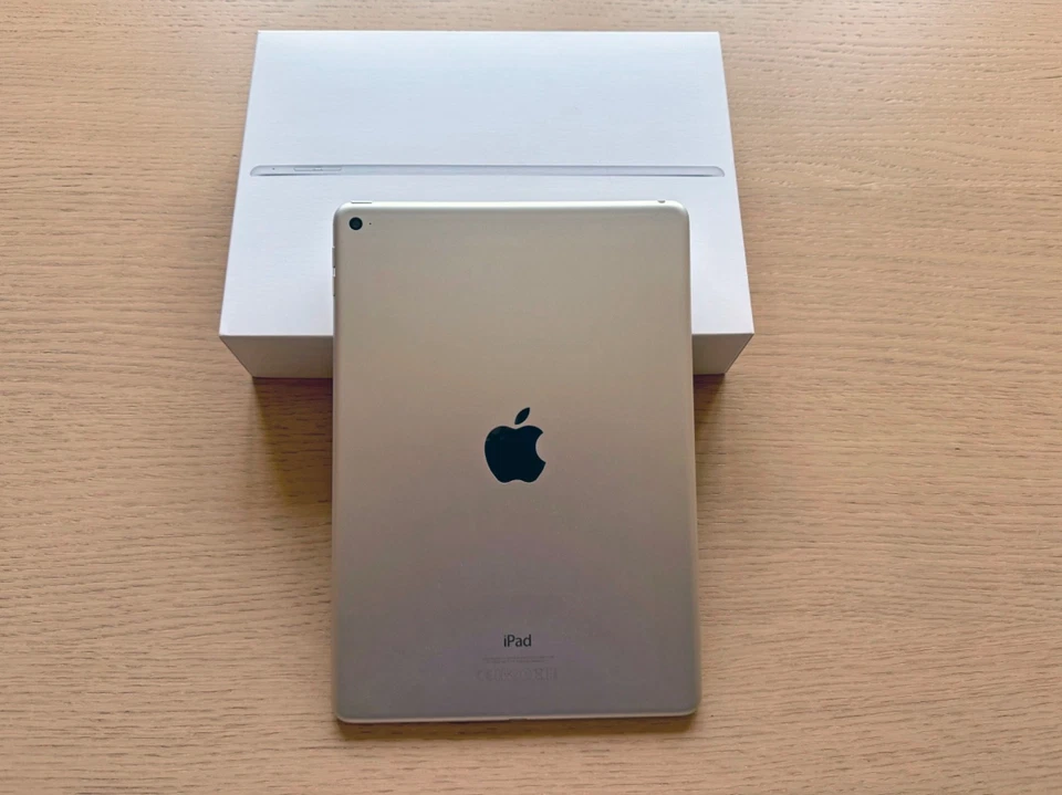 Apple iPad Air 2 9,7" 64 GB Wi-Fi Argento A1566 + Scatola A++++ - Immagine 2 di 4