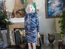 St. John Collection Blue Multi-Color Printed Knit 3 Piece Skirt Suit Size 4-P