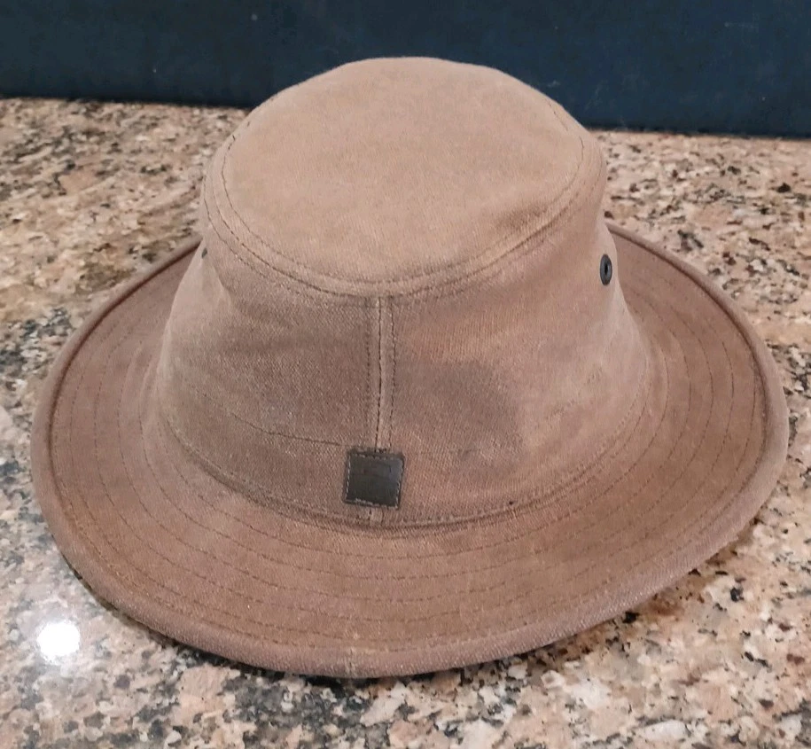 Tilley Dakota Waxed Canvas 3 Season Hat, Model TWC09, Size 7-1/2 - Image 2 of 4