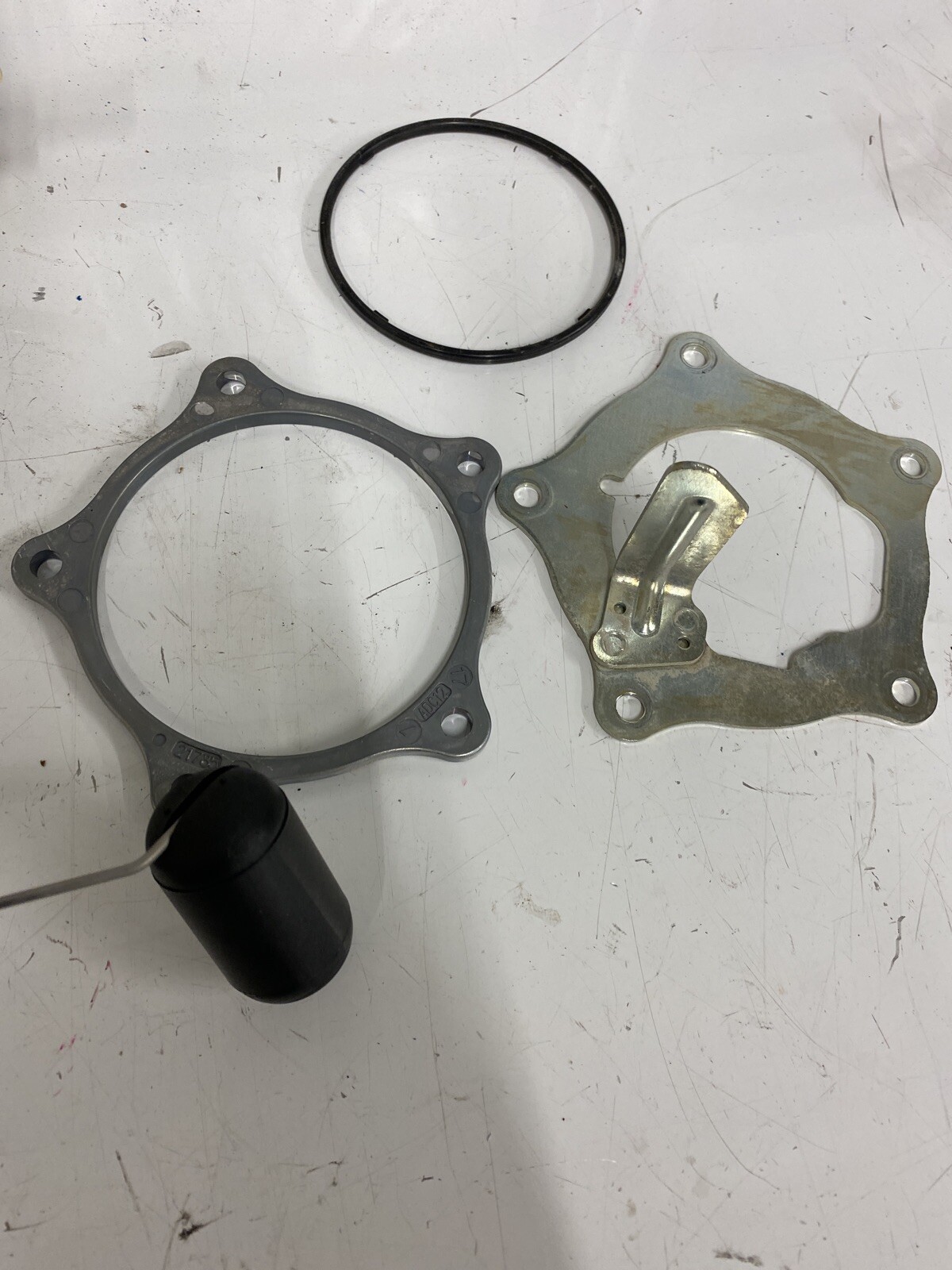 2017 2018 SUZUKI GSXR 1000 GSXR1000 FUEL GAS PUMP PUMPS T078 eBay