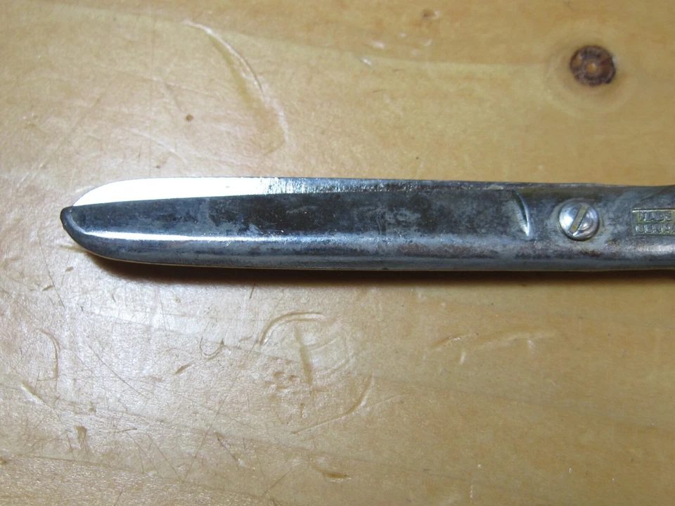 DE COLECCIÓN ORO DOS TONOS ALEMANIA UÑAS BEBÉ NIÑOS JÓVENES TIJERAS SEGURIDAD PUNTA REDONDEADA VIEJO Foto 3 de 4