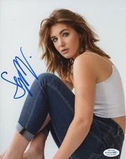 Sophie Nelisse Sexy Autographed Signed 8x10 Photo COA 