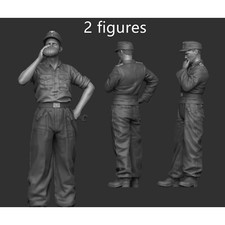 1/35 Resin figures WWII German tank mechanic 2 Soldiers Unpainted unassembled