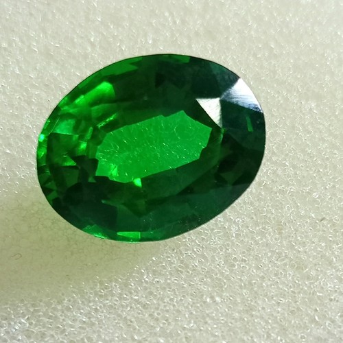 Pierre Tsavorite Grenat Vert Vif Naturelle 0.86ct Ovale 6.5x5mm - Tanzanie - Neuf